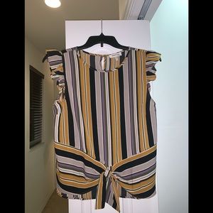 Beautiful striped top, New but has no tags
